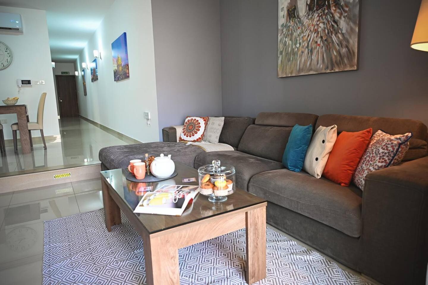 Fl 2 Ta'Lonza Luxury With Hot Tub By Homely Mellieħa Extérieur photo