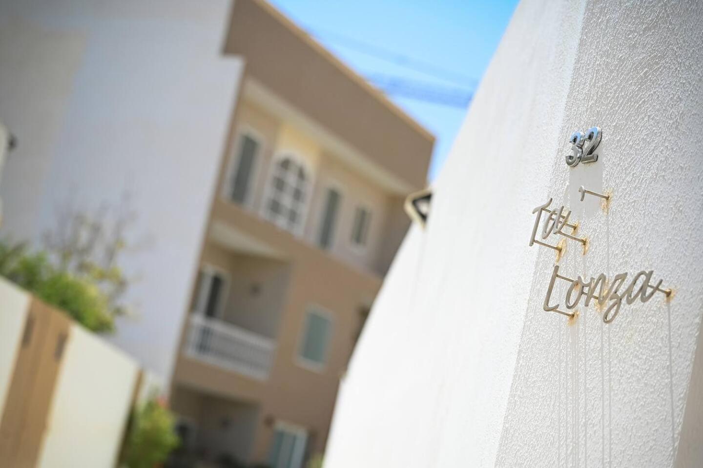 Fl 2 Ta'Lonza Luxury With Hot Tub By Homely Mellieħa Extérieur photo