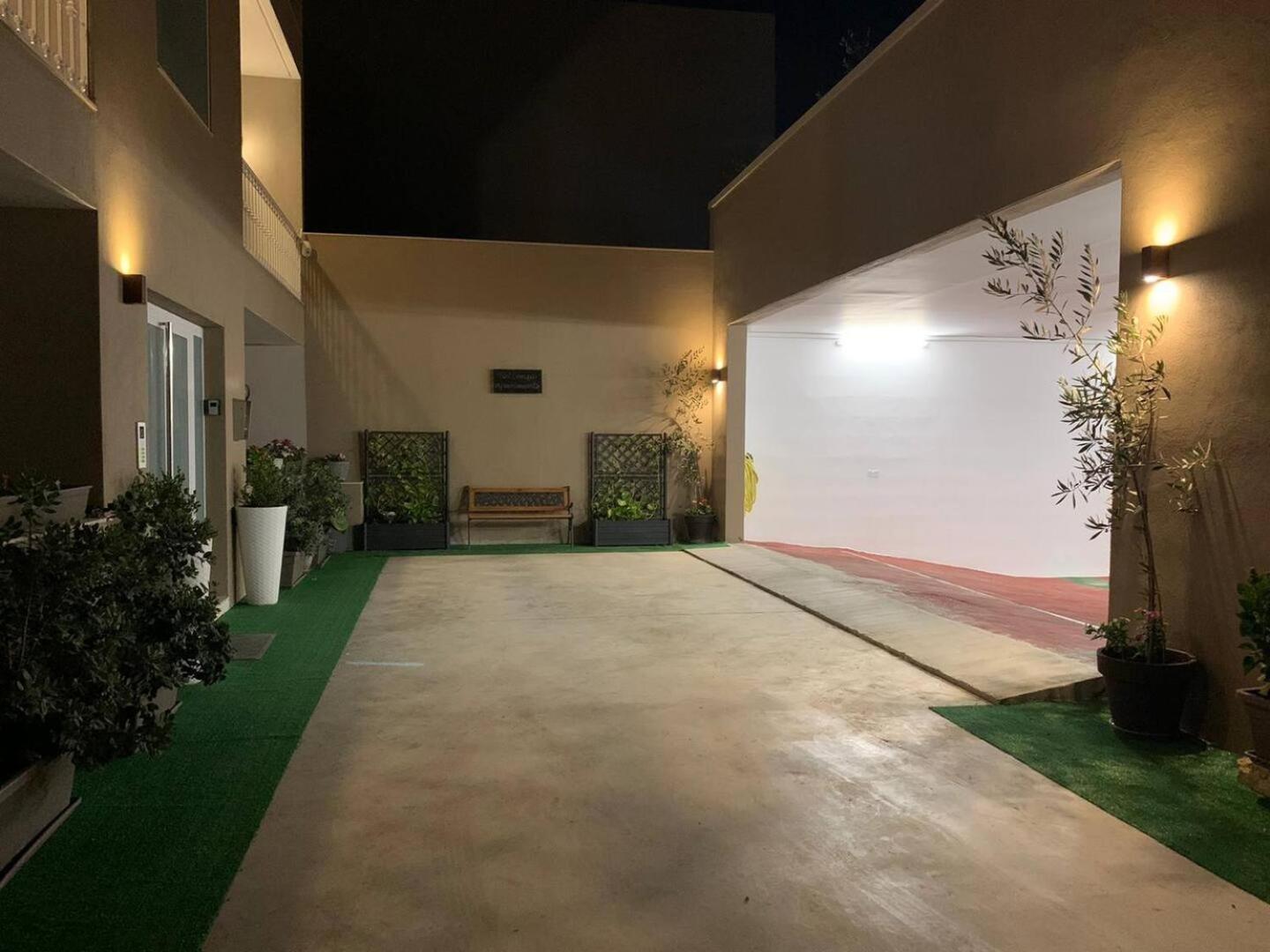 Fl 2 Ta'Lonza Luxury With Hot Tub By Homely Mellieħa Extérieur photo