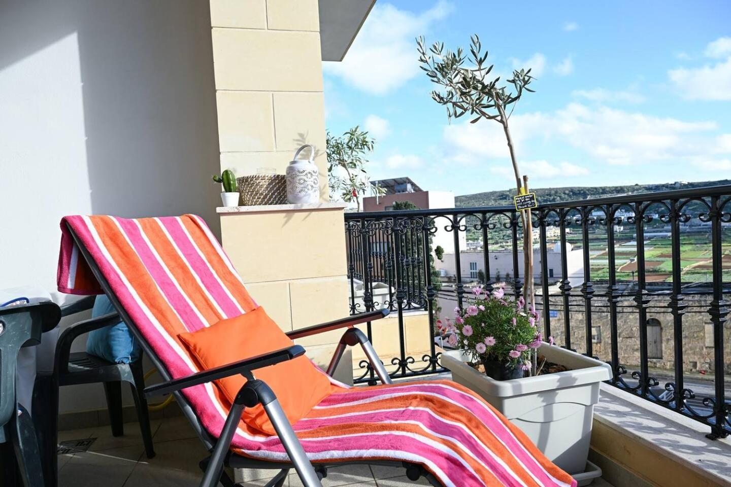 Fl 2 Ta'Lonza Luxury With Hot Tub By Homely Mellieħa Extérieur photo